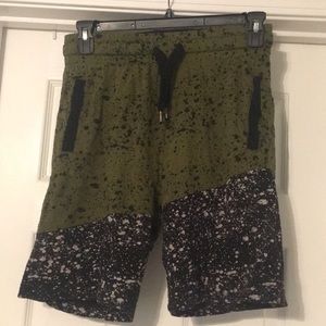 Rolling Paper brand shorts small